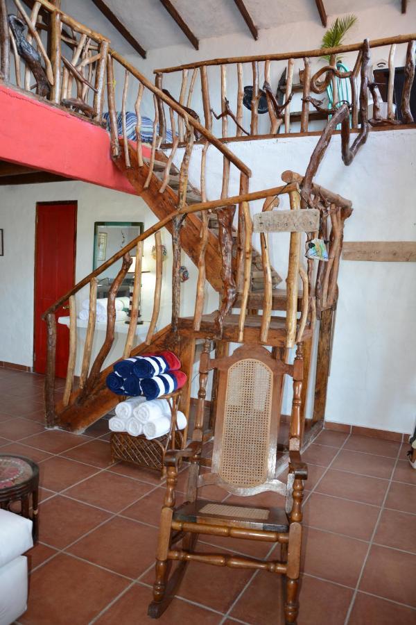 Oceanfront Bungalows - Paradise Rentals Santa Catalina Ngoại thất bức ảnh