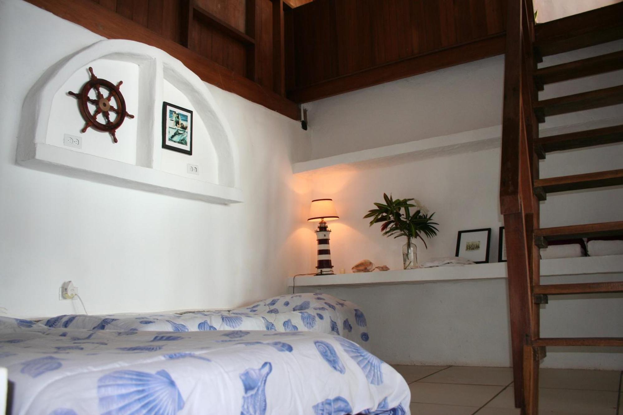 Oceanfront Bungalows - Paradise Rentals Santa Catalina Ngoại thất bức ảnh