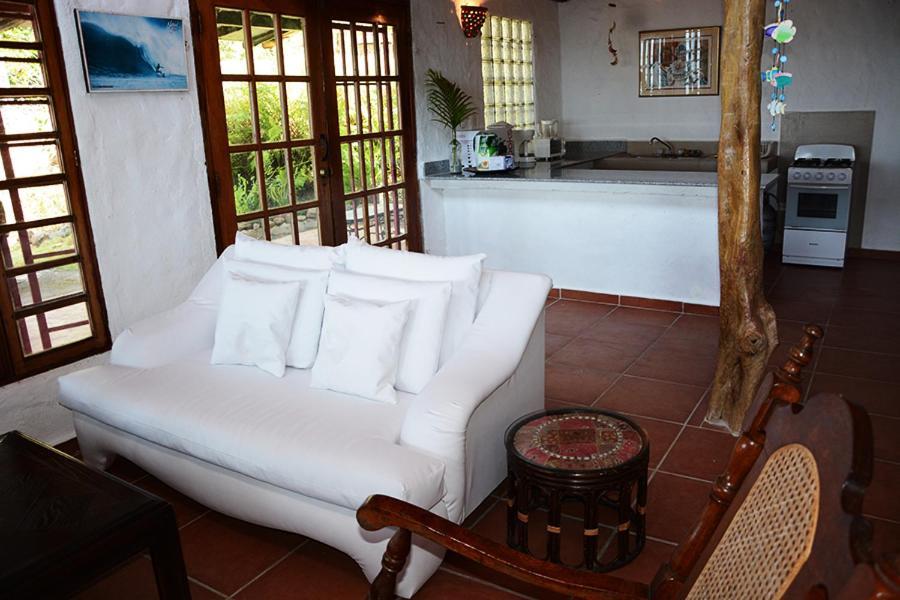 Oceanfront Bungalows - Paradise Rentals Santa Catalina Ngoại thất bức ảnh