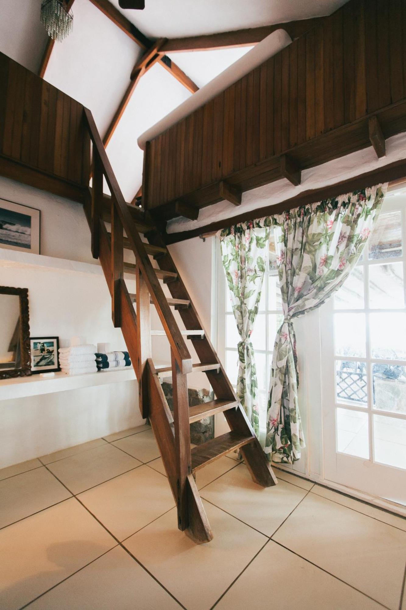 Oceanfront Bungalows - Paradise Rentals Santa Catalina Ngoại thất bức ảnh
