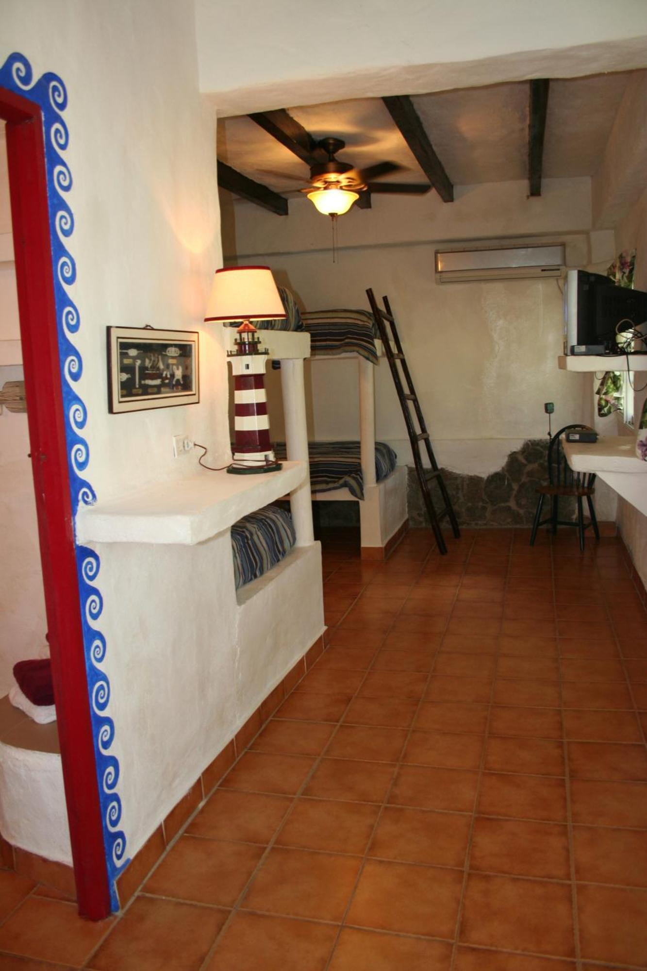 Oceanfront Bungalows - Paradise Rentals Santa Catalina Ngoại thất bức ảnh